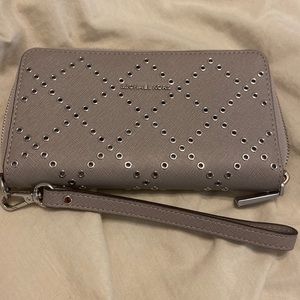 Michael KORS zip wallet